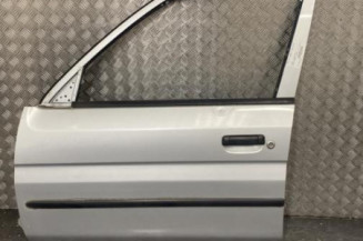 Porte avant gauche MAZDA DEMIO Photo n°1