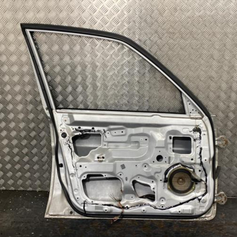 Porte avant gauche MAZDA DEMIO Photo n°4