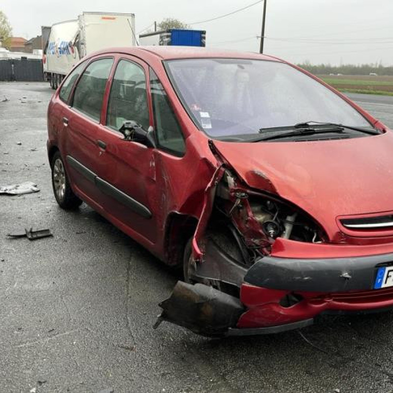 Compresseur clim CITROEN XSARA PICASSO Photo n°4