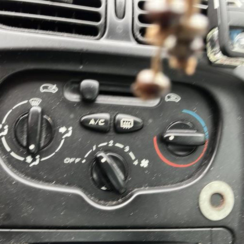 Compresseur clim CITROEN XSARA PICASSO Photo n°11