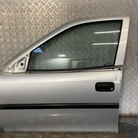 Porte avant gauche OPEL VECTRA B Photo n°1