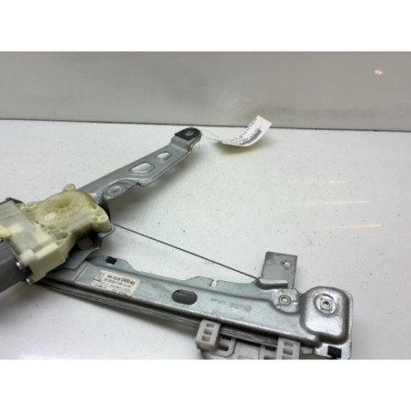 Leve vitre electrique avant gauche PEUGEOT 5008 1
