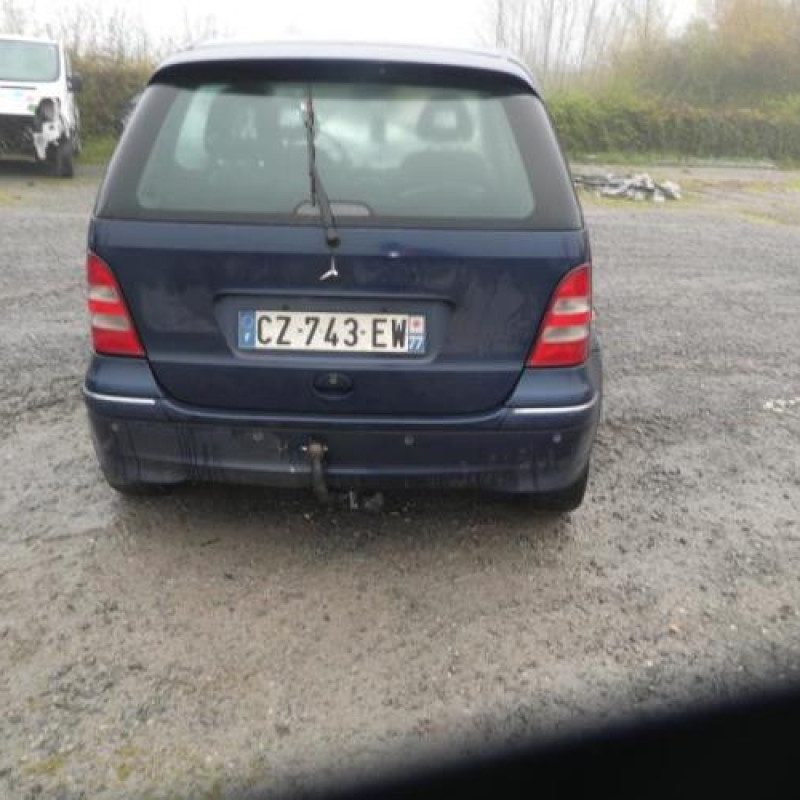 Vitre avant droit MERCEDES CLASSE A 168 Photo n°4