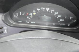 Vitre avant droit MERCEDES CLASSE A 168