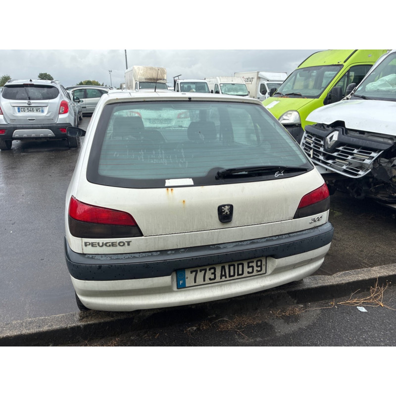 Porte avant gauche PEUGEOT 306 Photo n°6