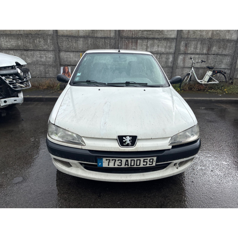 Porte avant gauche PEUGEOT 306 Photo n°11