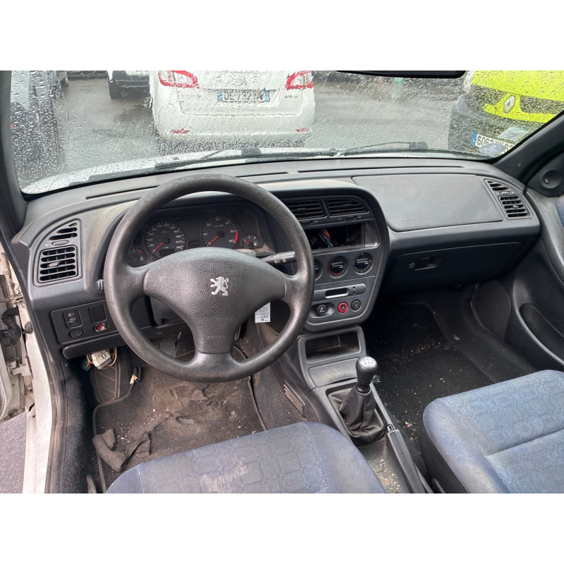 Porte avant gauche PEUGEOT 306 Photo n°14