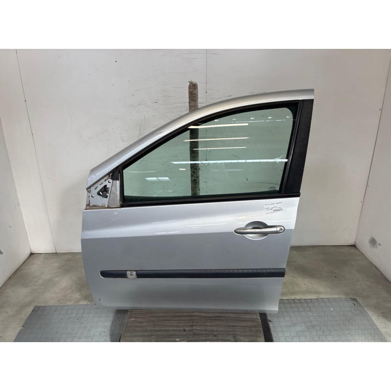 Porte avant gauche RENAULT CLIO 3 Photo n°2