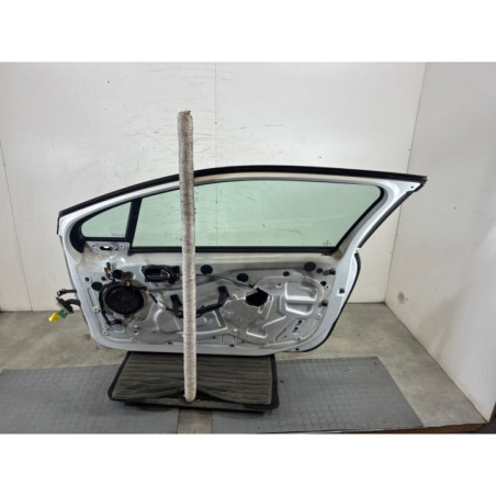 Porte avant droit PEUGEOT 208 1