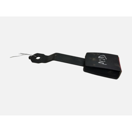 Attache ceinture avant droit RENAULT CLIO 3 Photo n°1