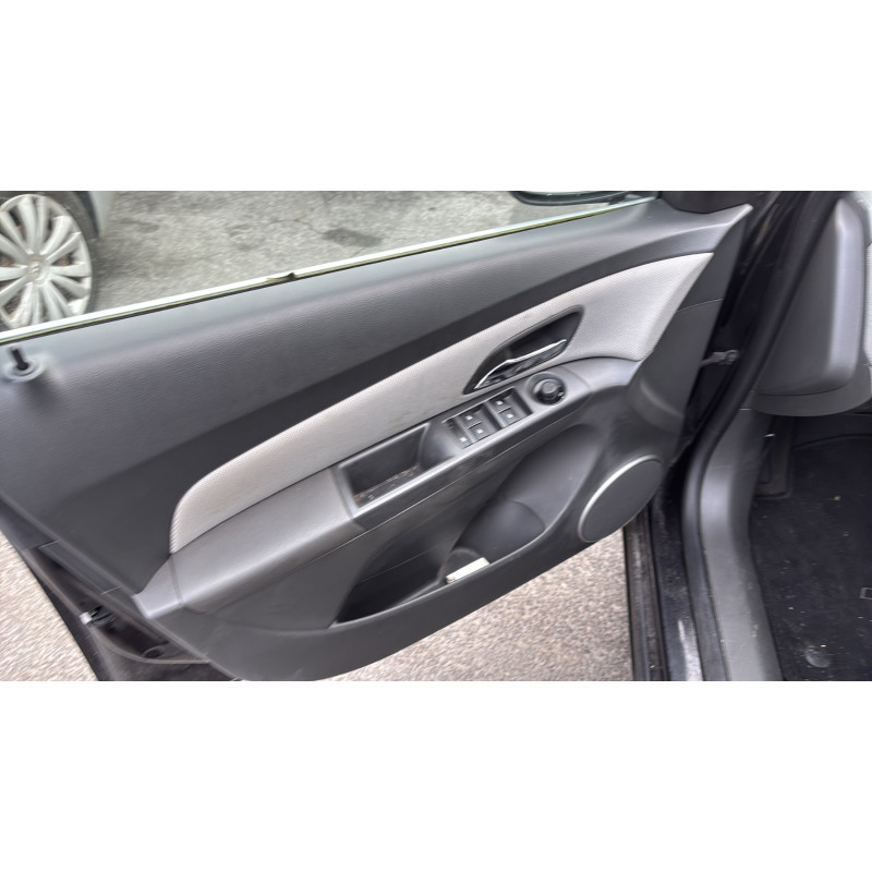 Porte avant droit CHEVROLET CRUZE Photo n°13