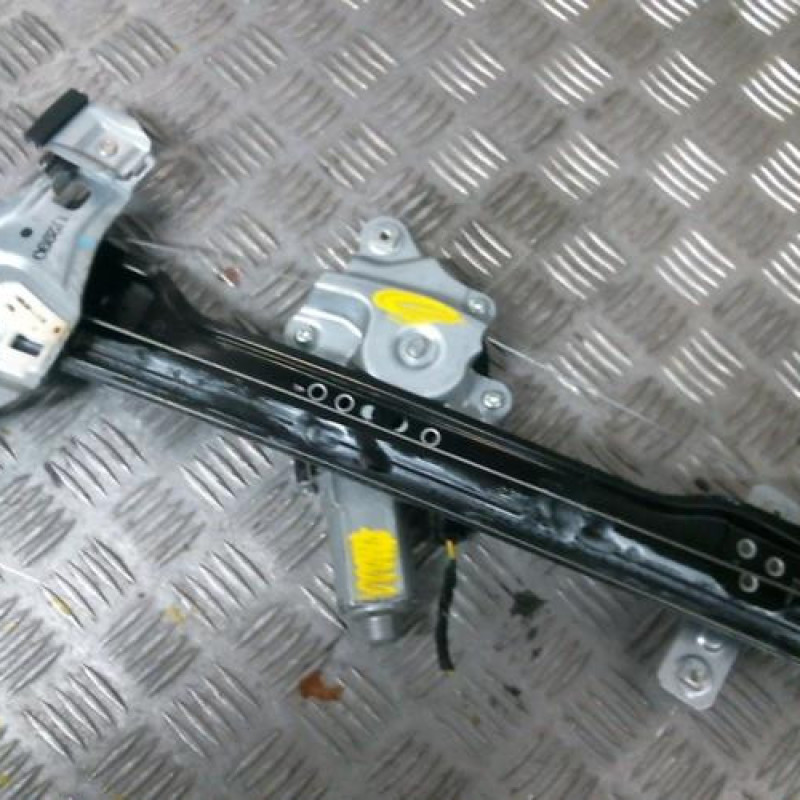 Leve vitre electrique avant droit CHEVROLET AVEO 2 Photo n°1