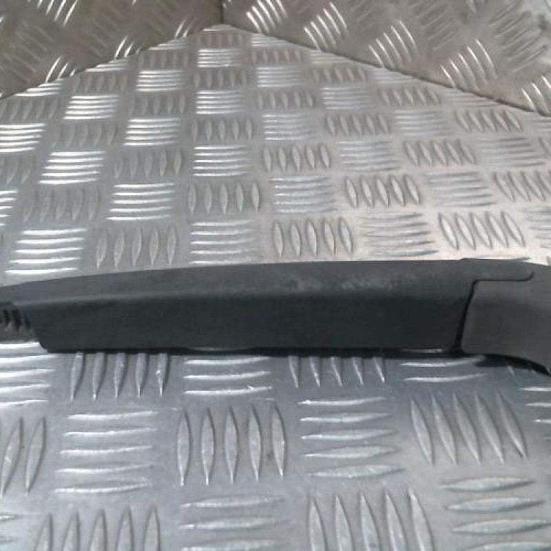 Bras essuie glace arriere HYUNDAI I 30 2 Photo n°1
