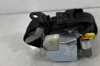 Pretensionneur de ceinture avant gauche HYUNDAI I 30 2