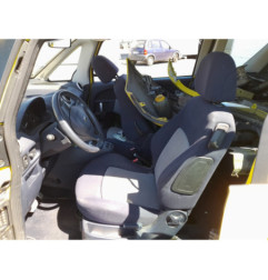 Vitre avant droit PEUGEOT 1007