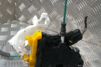 Serrure avant gauche HYUNDAI I 30 2