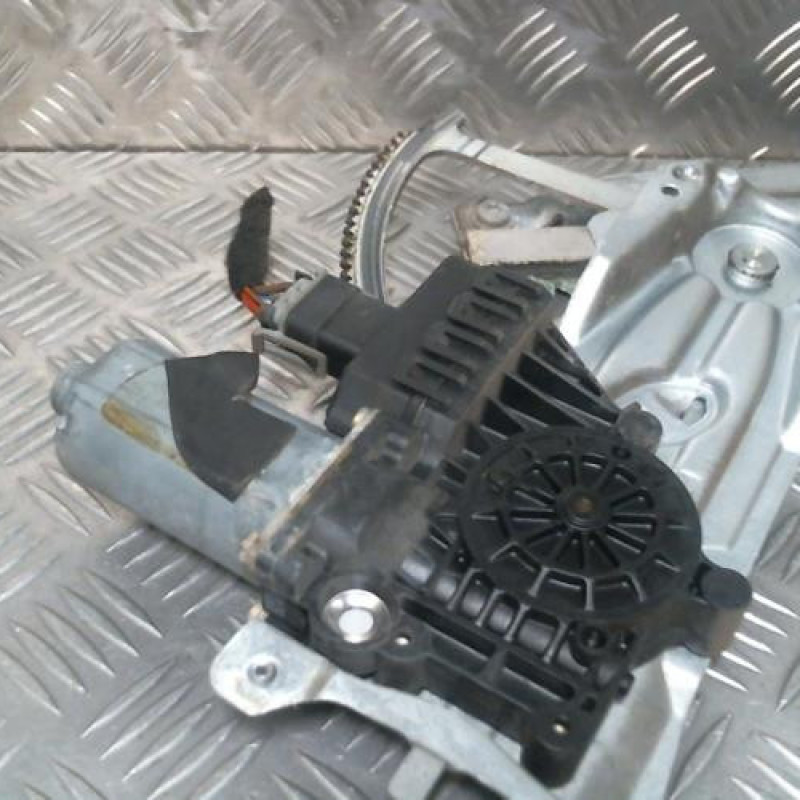 Leve vitre electrique avant gauche OPEL ASTRA G Photo n°2