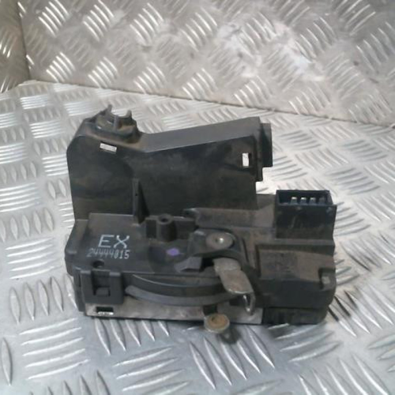 Serrure avant gauche OPEL ASTRA G Photo n°3
