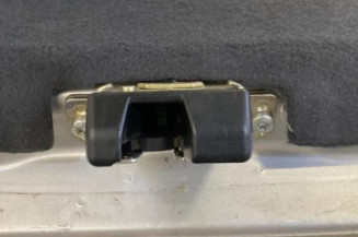 Malle/Hayon arriere OPEL VECTRA B