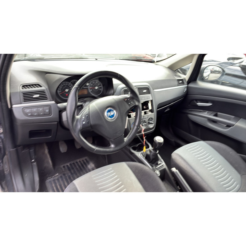 Boitier de prechauffage FIAT GRANDE PUNTO Photo n°12