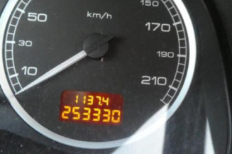 Pretensionneur de ceinture avant gauche PEUGEOT 307