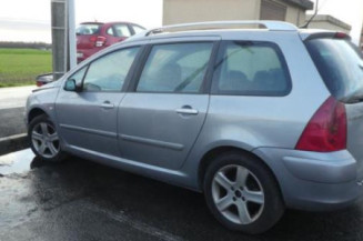 Leve vitre electrique avant droit PEUGEOT 307
