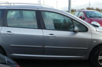 Leve vitre electrique avant droit PEUGEOT 307
