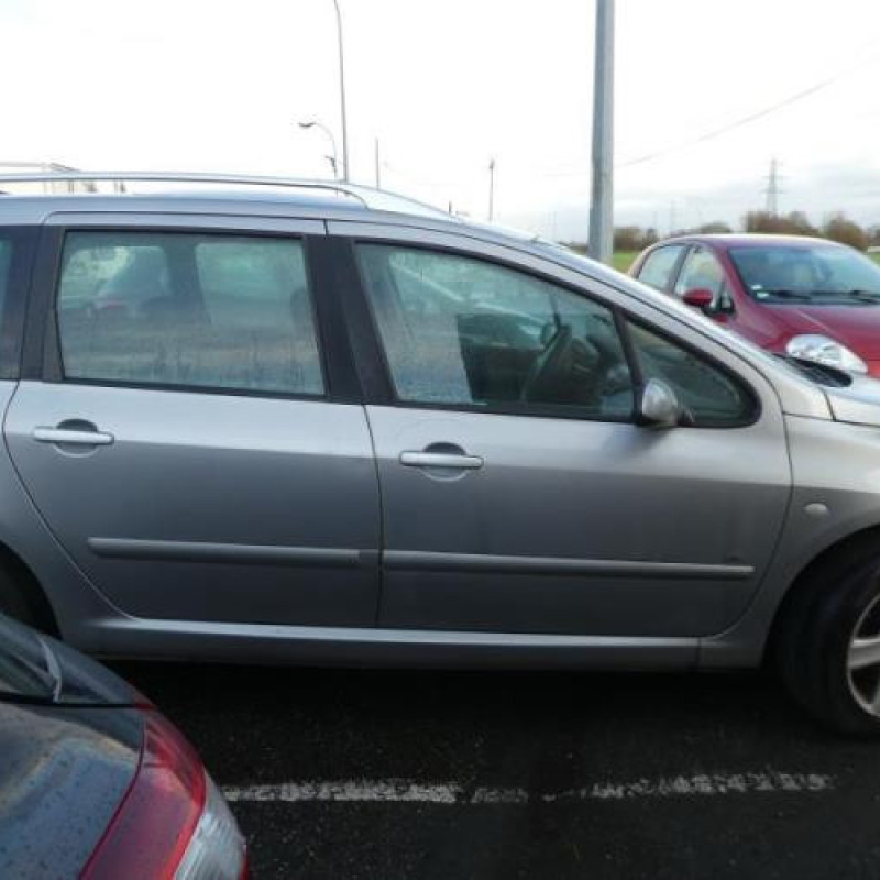 Leve vitre electrique avant droit PEUGEOT 307 Photo n°9