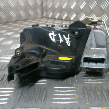 Serrure avant droit PEUGEOT 307