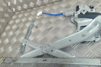 Leve vitre electrique avant droit HYUNDAI MATRIX Photo n°1