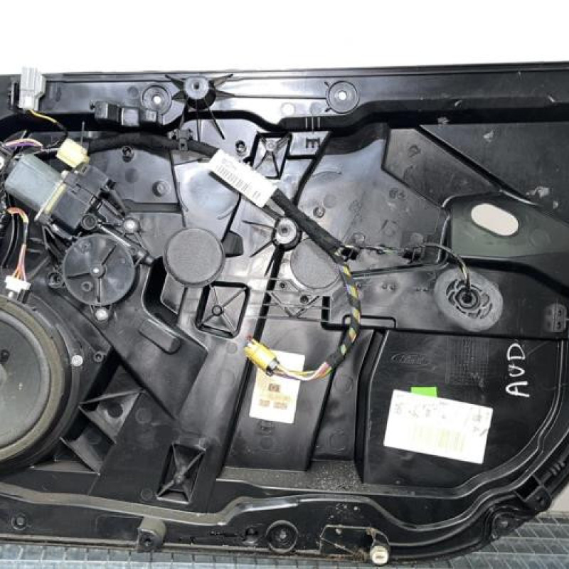 Leve vitre electrique avant droit FORD FIESTA 6 Photo n°1