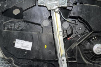 Leve vitre electrique avant droit FORD FIESTA 6