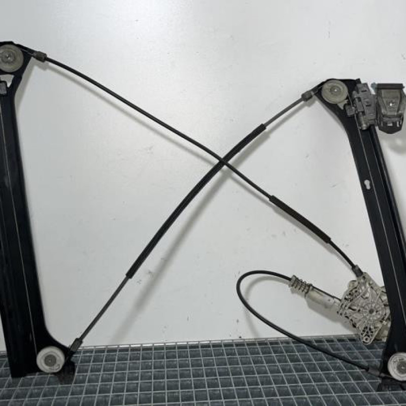 Leve vitre electrique avant droit MERCEDES CLASSE CLK 209 Photo n°2