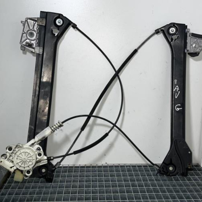 Leve vitre electrique avant gauche MERCEDES CLASSE CLK 209 Photo n°2