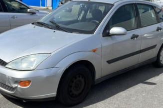 Retroviseur droit FORD FOCUS 1