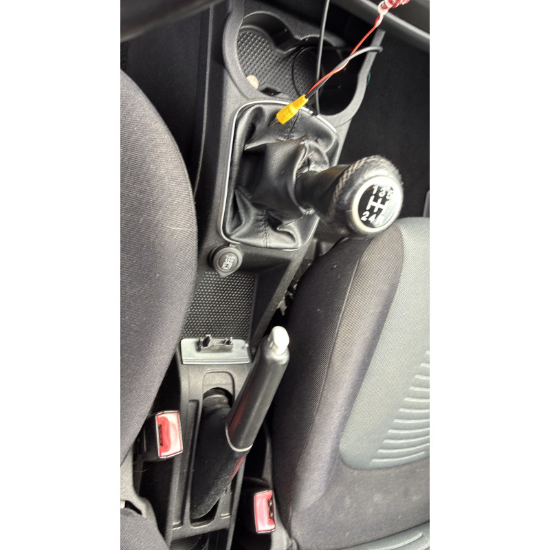 Pare choc arriere FIAT GRANDE PUNTO Photo n°19