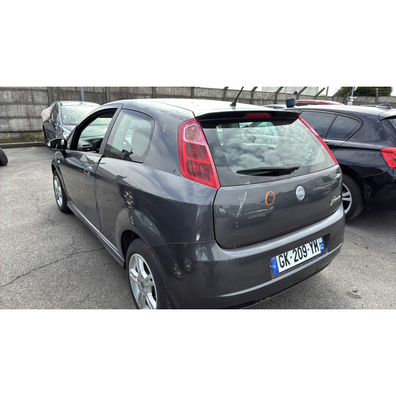 Trappe d'essence FIAT GRANDE PUNTO Photo n°4