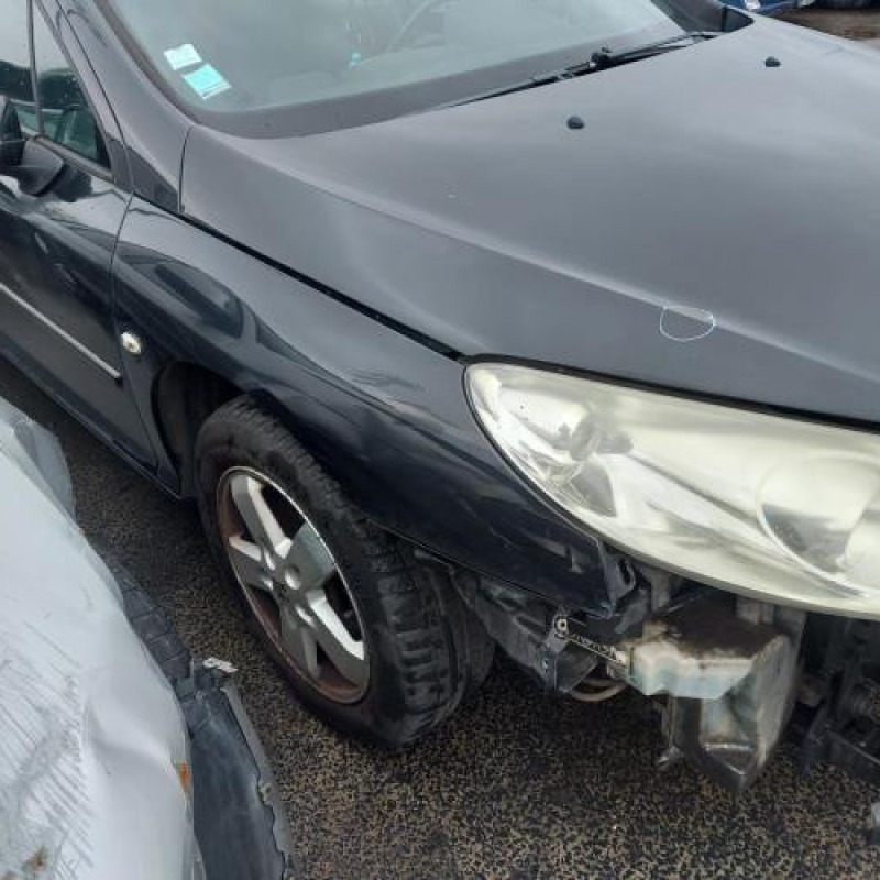 Feu arriere stop central PEUGEOT 407 Photo n°5