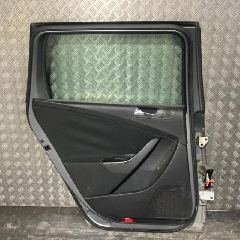 Porte arriere gauche VOLKSWAGEN PASSAT 5 Photo n°5