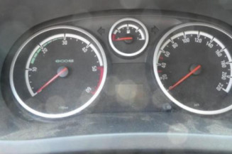 Moteur essuie glace avant OPEL CORSA D