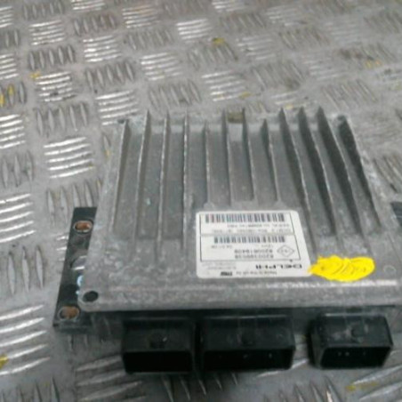 Calculateur RENAULT CLIO 3 Photo n°1