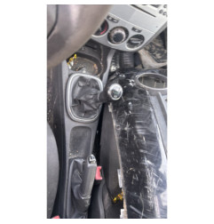 Vitre avant gauche OPEL CORSA D