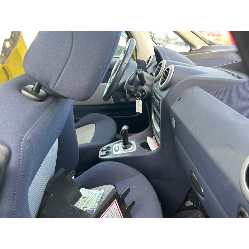Poignee interieur avant droit PEUGEOT 1007 Photo n°18