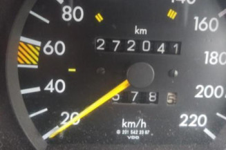 Optique avant secondaire gauche (feux)(clignotant) MERCEDES 190 W201
