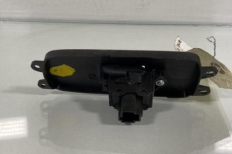 Interrupteur de leve vitre avant droit VOLVO S 40 2
