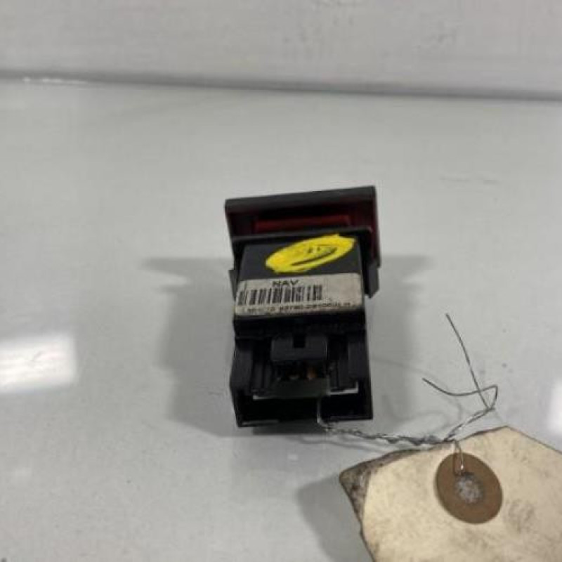 Bouton de warning HYUNDAI IX 35 Photo n°3