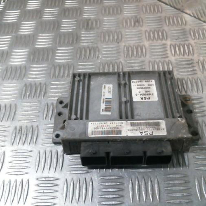 Calculateur CITROEN XSARA PICASSO Photo n°1