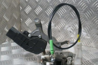 Serrure avant droit TOYOTA AYGO 1