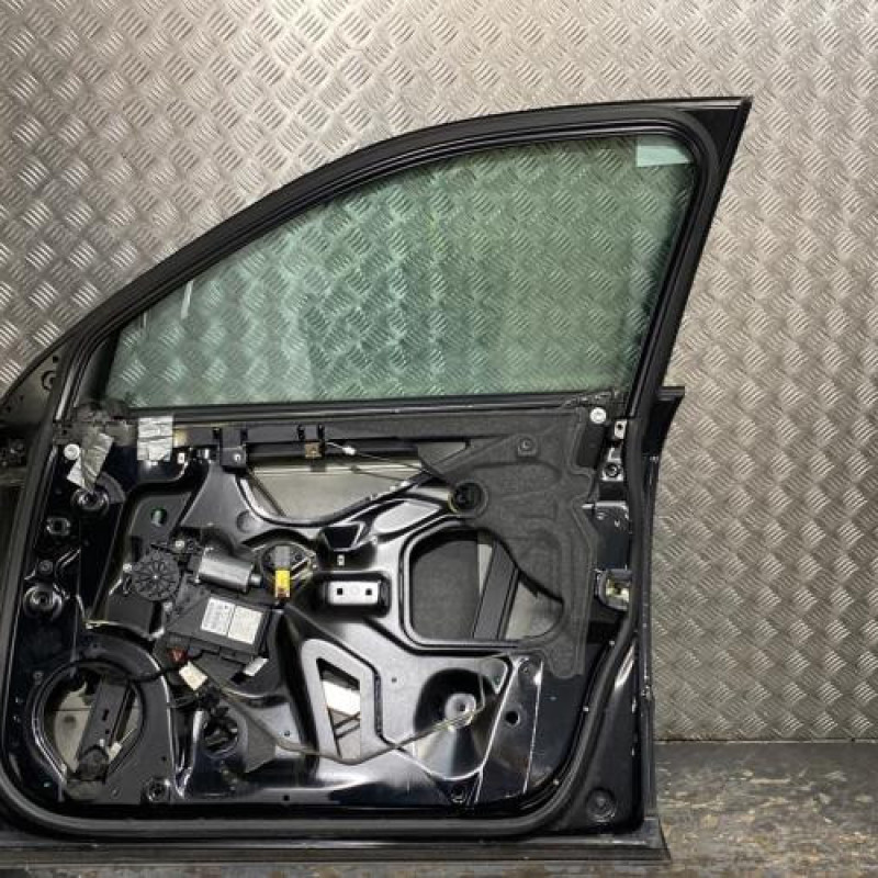 Porte avant droit AUDI A4 2 Photo n°3