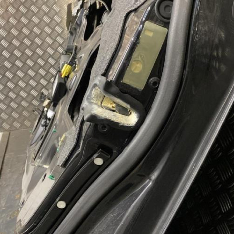Porte avant droit AUDI A4 2 Photo n°5